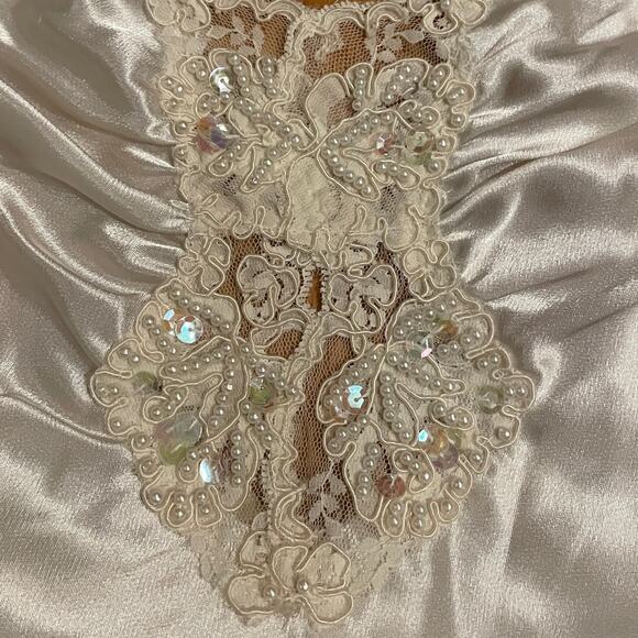 Vintage Deadstock Victoria’s Secret Satin Bridal Nightgown | Pearls, Sequins, M - Picture 6 of 11